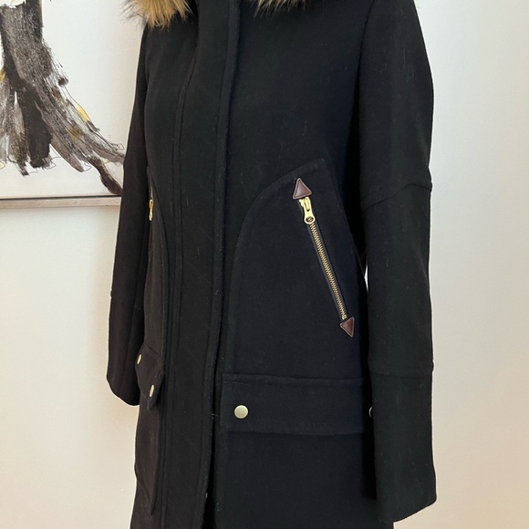 J. Crew Women's Black Stadium Cloth Wool Coat with Faux Fur Hood Size 0 - Picture 4 of 10